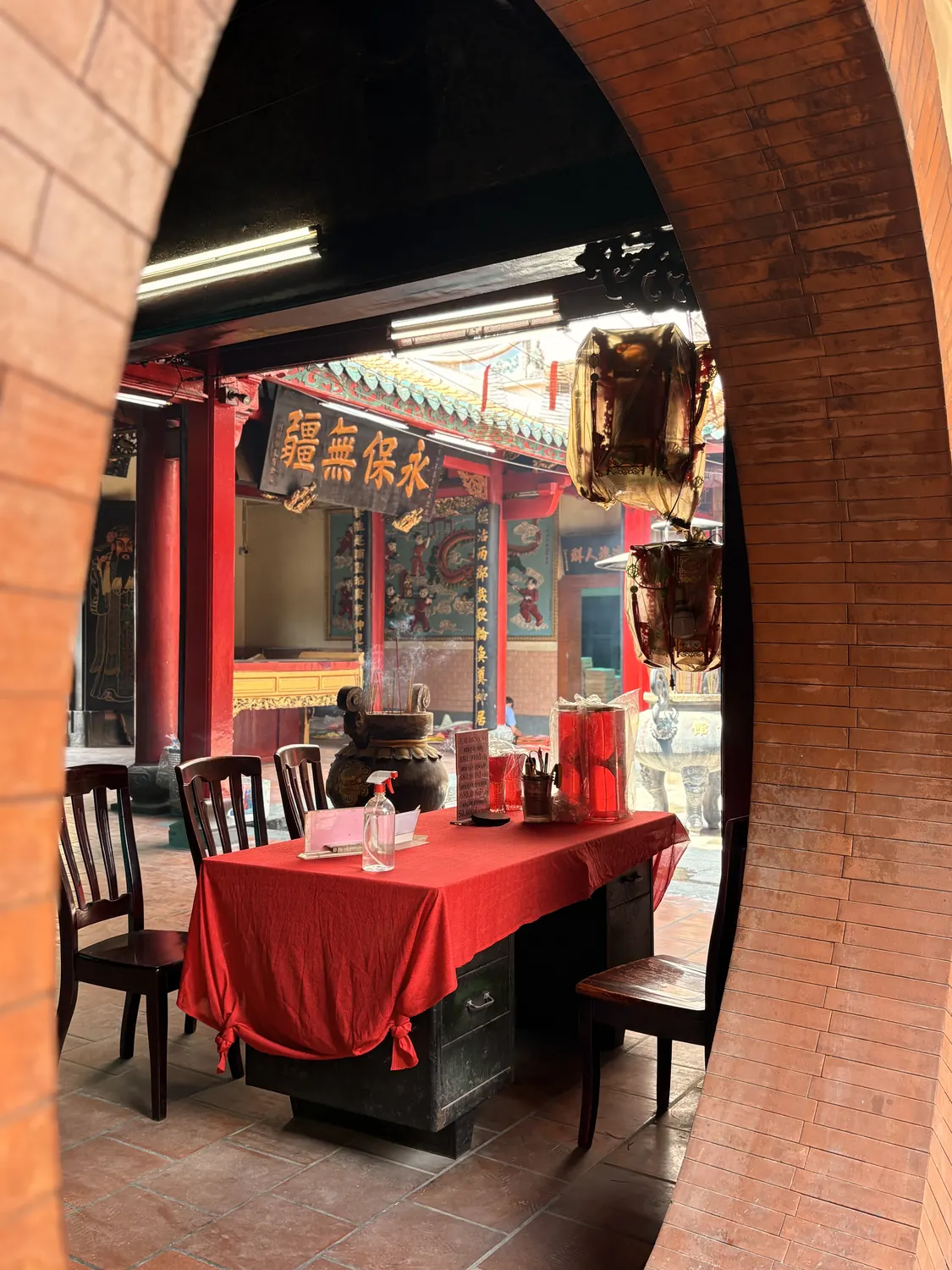 Quiet temple courtyard in Chợ Lớn